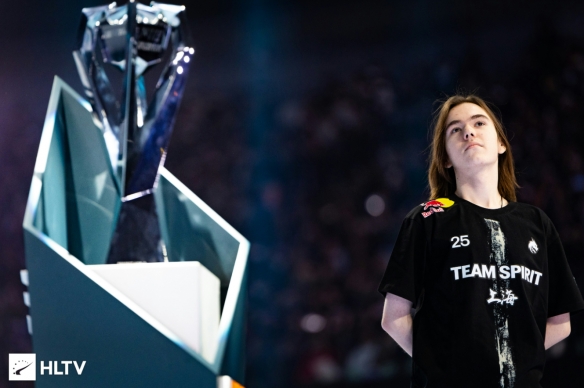 知名解说分析预测TI10结果：看好sadboys和SMG