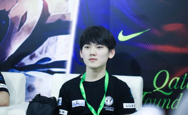 Humanoid 加入了 Team Vitality