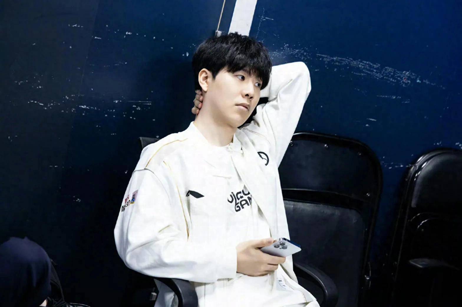 S赛小组赛第二日总结：LPL、LEC全胜，LCK、LCS全败